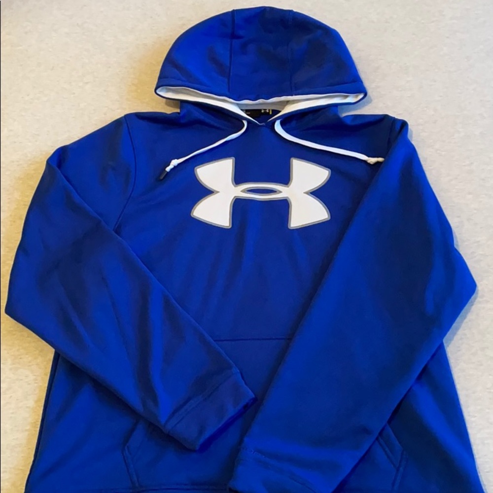 Men’s Under Armour hoodie size L